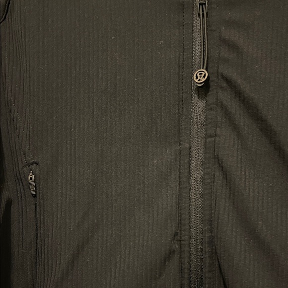 Lululemon Ribbed Cropped Define Jacket - Picture 2 of 3